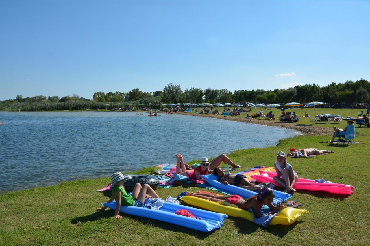 Camping Badiaccia Village Кастільйоне-дель-Лаго Екстер'єр фото