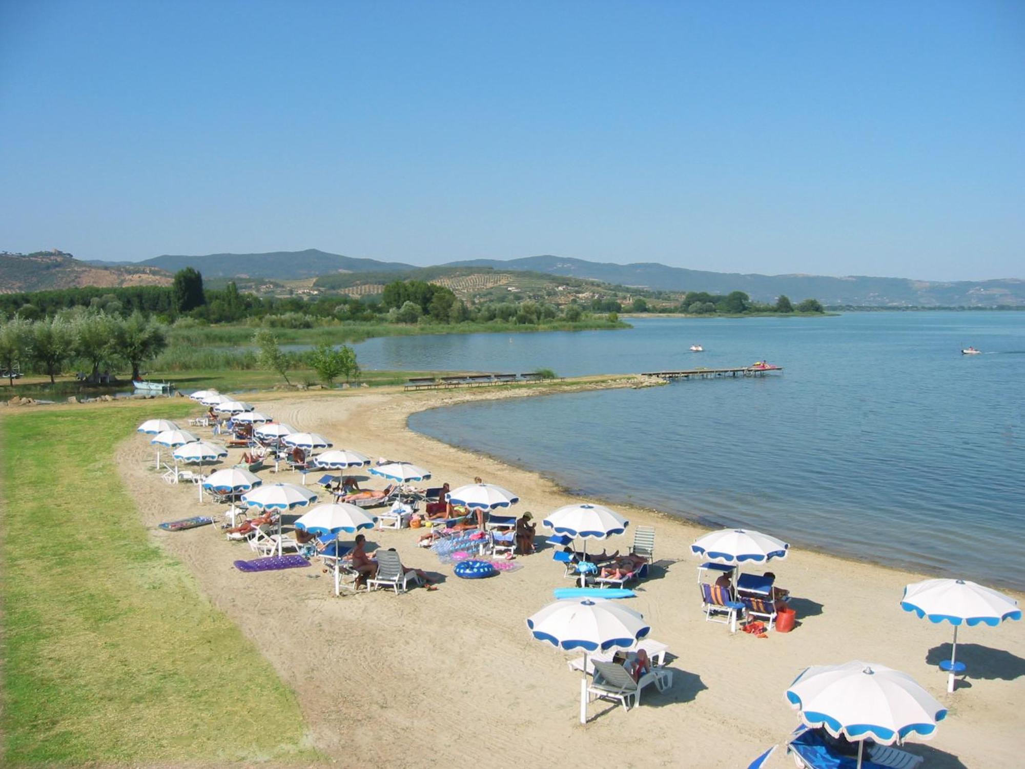 Camping Badiaccia Village Кастільйоне-дель-Лаго Екстер'єр фото